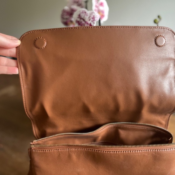 Elkie&Co Milan Diaper Bag (Genuine Leather) - Picture 5 of 10